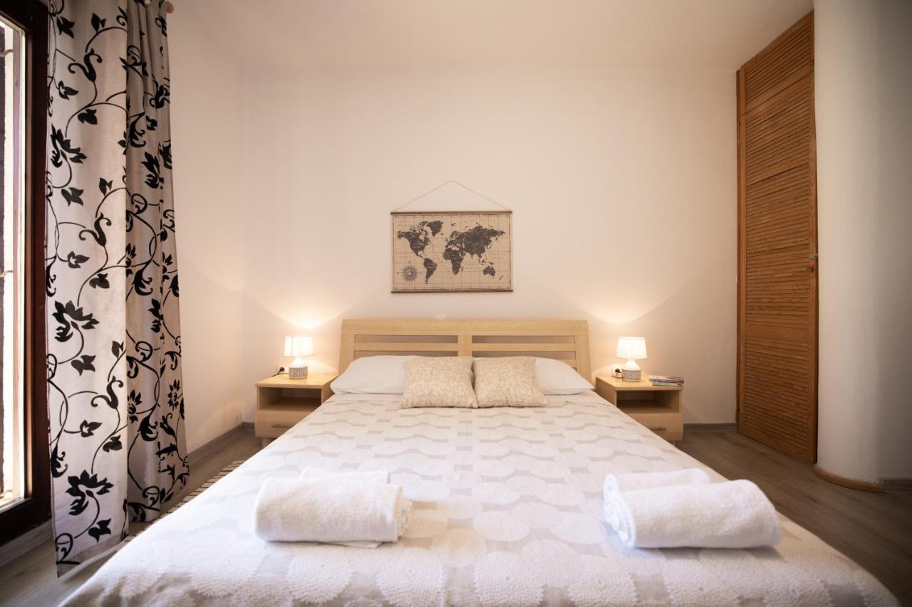 Apartments And A Room Ina Zadar Exterior photo