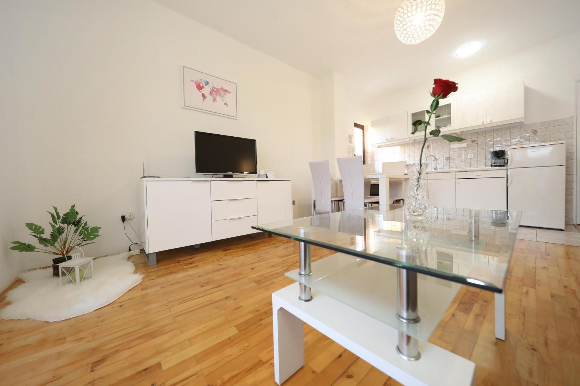 Apartments And A Room Ina Zadar Exterior photo
