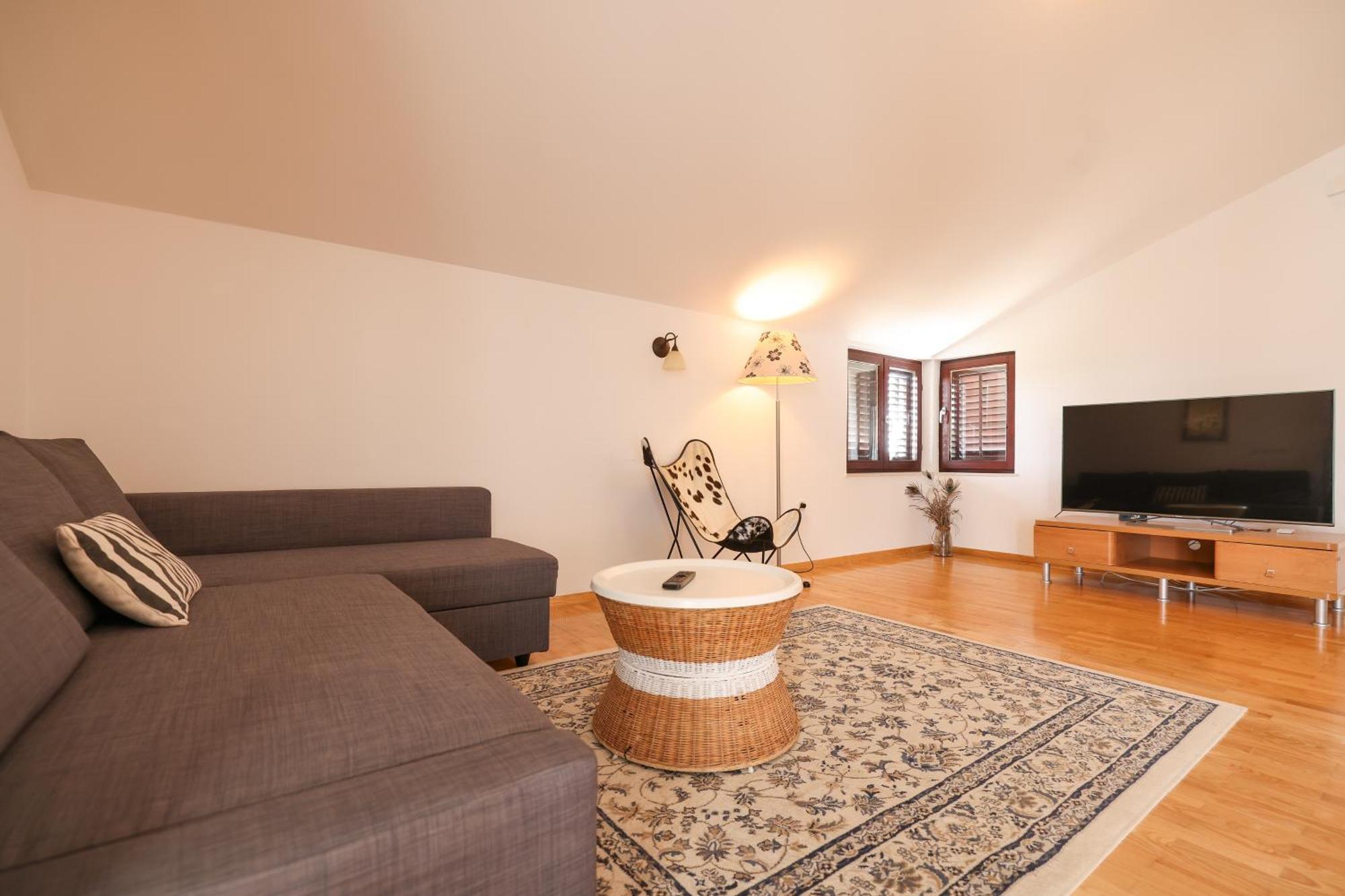 Apartments And A Room Ina Zadar Exterior photo